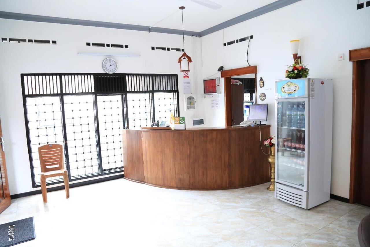 Yaarl Holiday Jaffna Buitenkant foto
